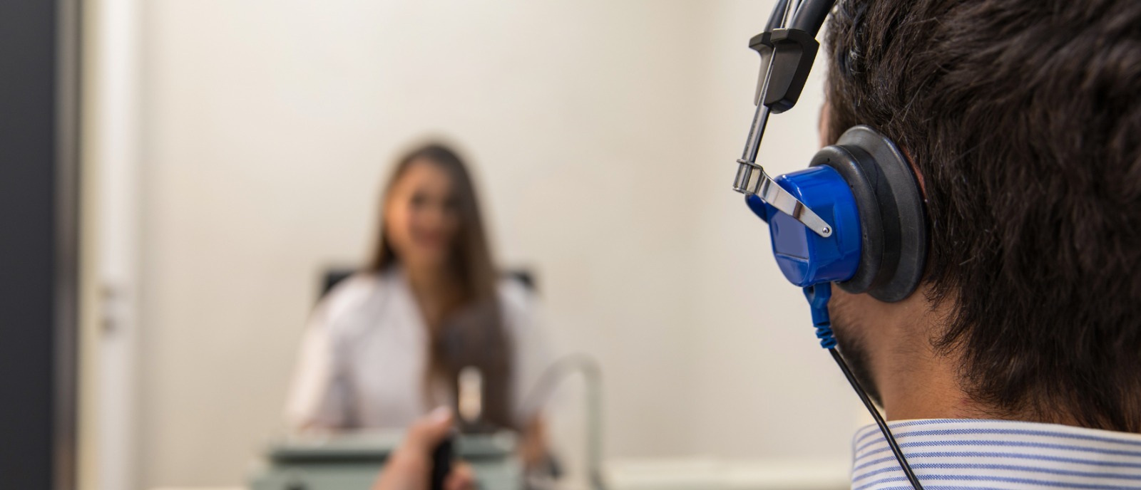Why Choosing the Right Audiologist Matters? | Aanvii Hearing